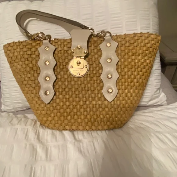 Basket michael best sale kors